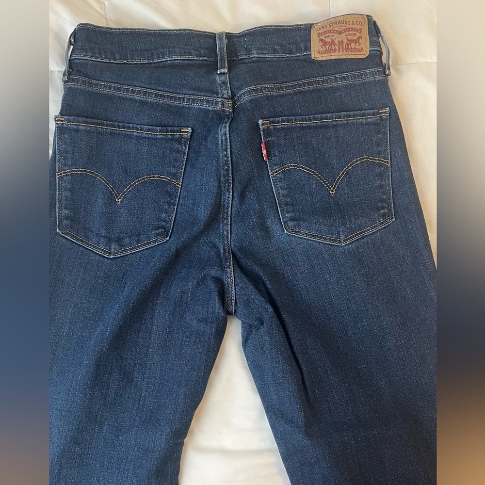 Levi’s 724 High Rise Straight Jeans